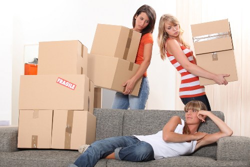 Experienced removal team handling household items
